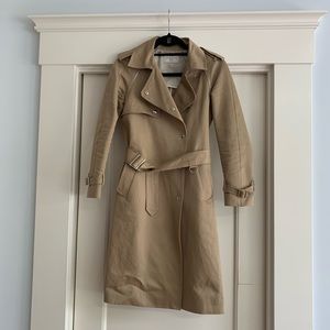 Sandro trench coat size 36 (M)